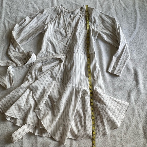 A.L.C. Enzo Puff-Sleeve Wrap Mini Dress Size 0 - Picture 12 of 12